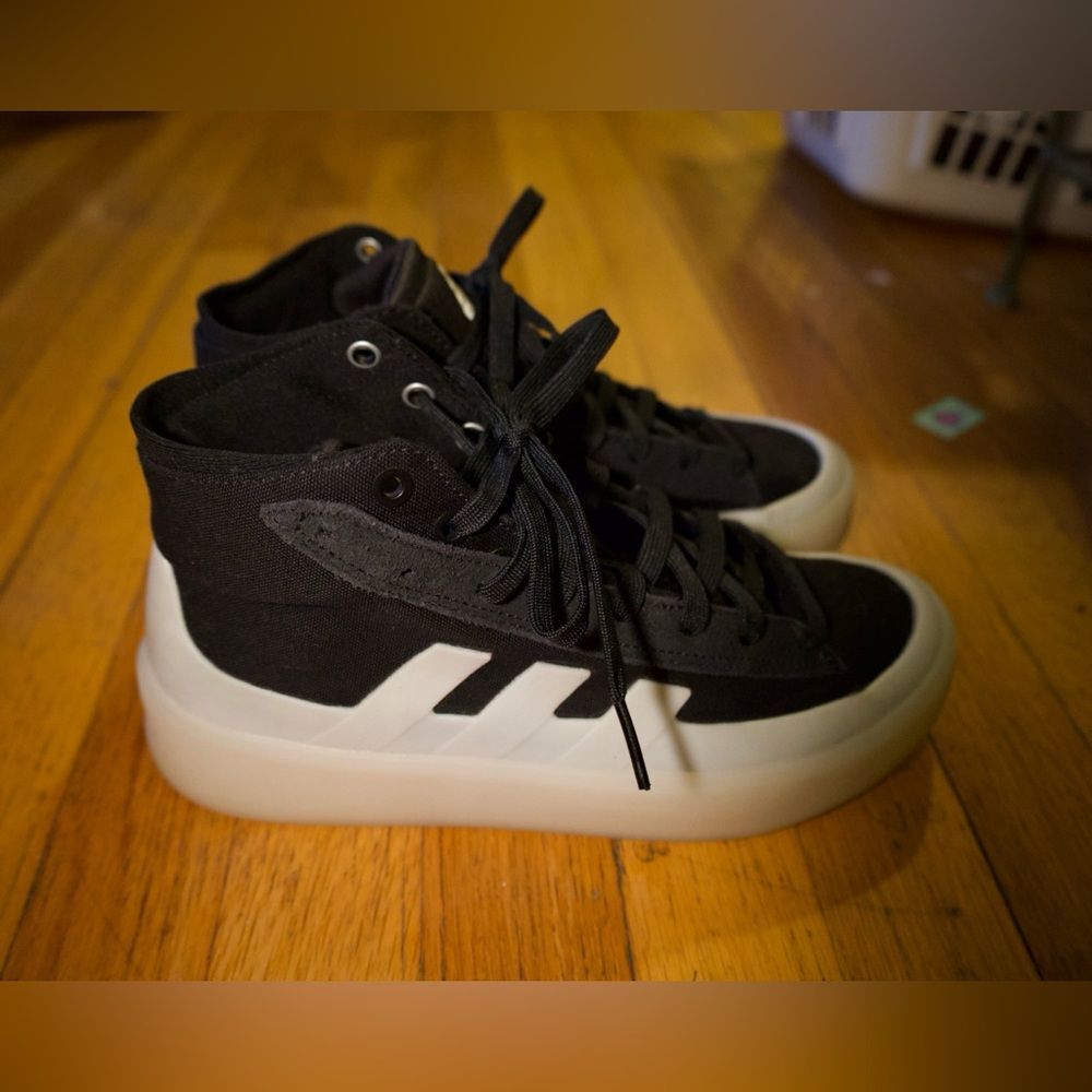 Adidas Znsored Hi sneakers men’s 7 high top preowned